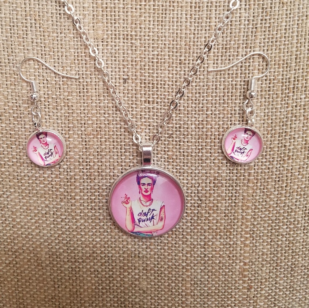 Frida kahlo necklace and earrings